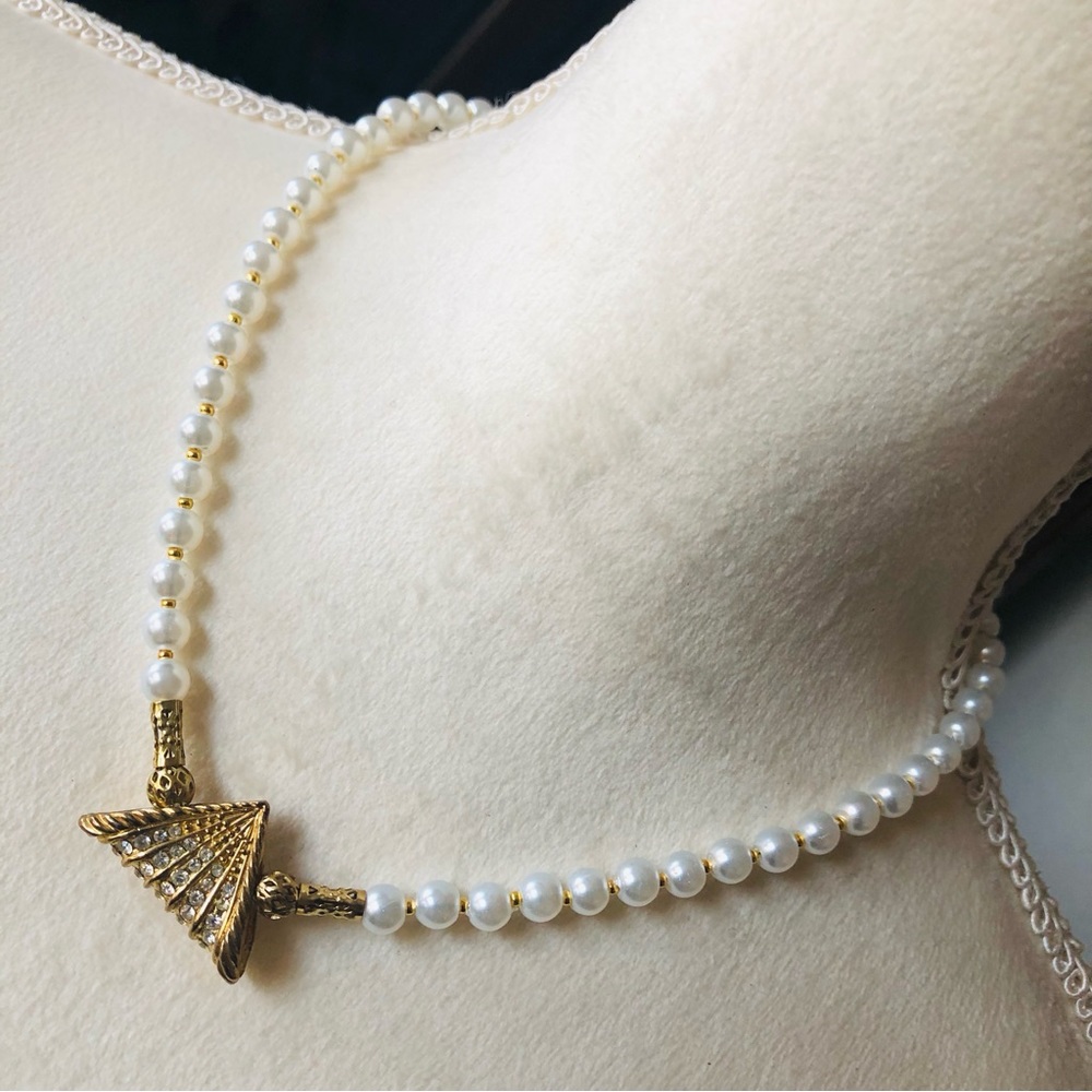 Handcrafted repurpose rhinestone triangle pendant Czech glass Pearl necklace